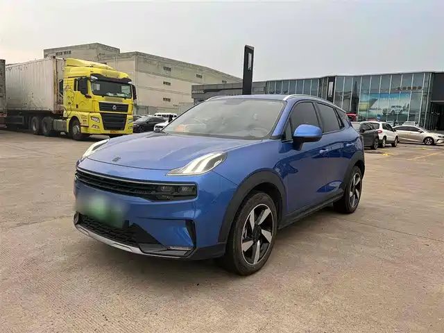 LYNK  & CO. 06 EM P 2021