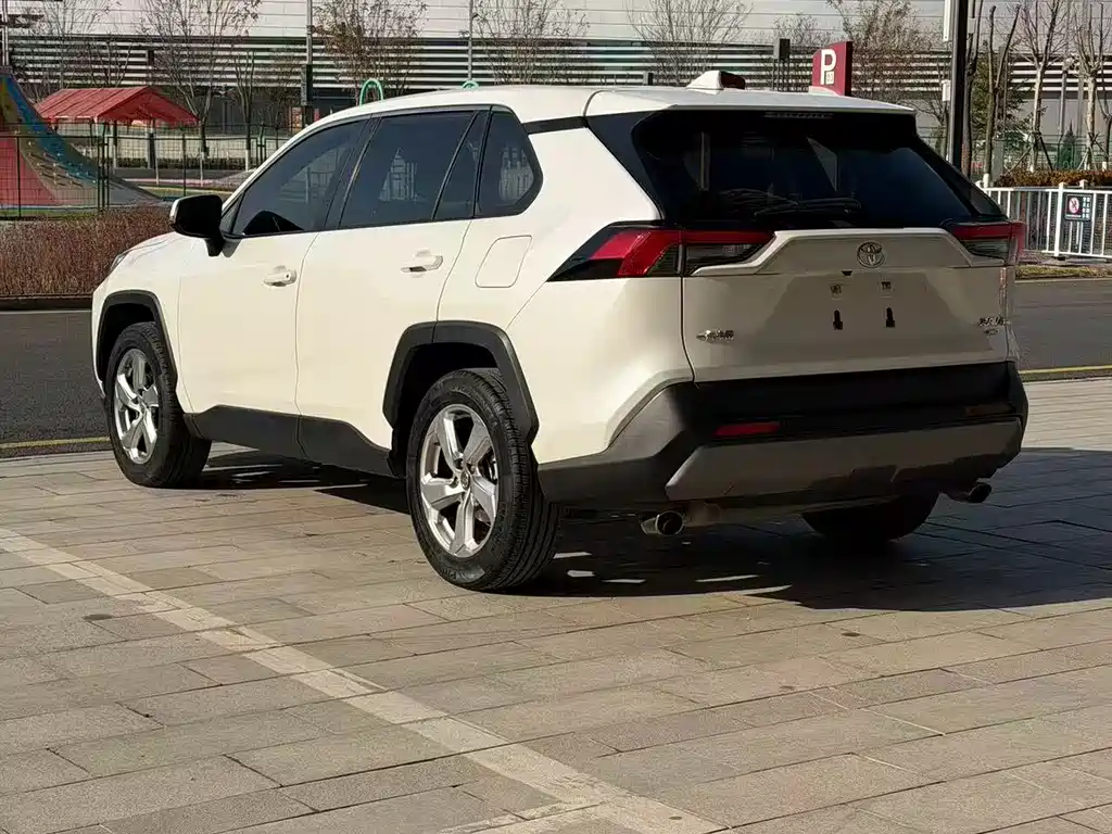 TOYOTA RAV4 RONGFANG