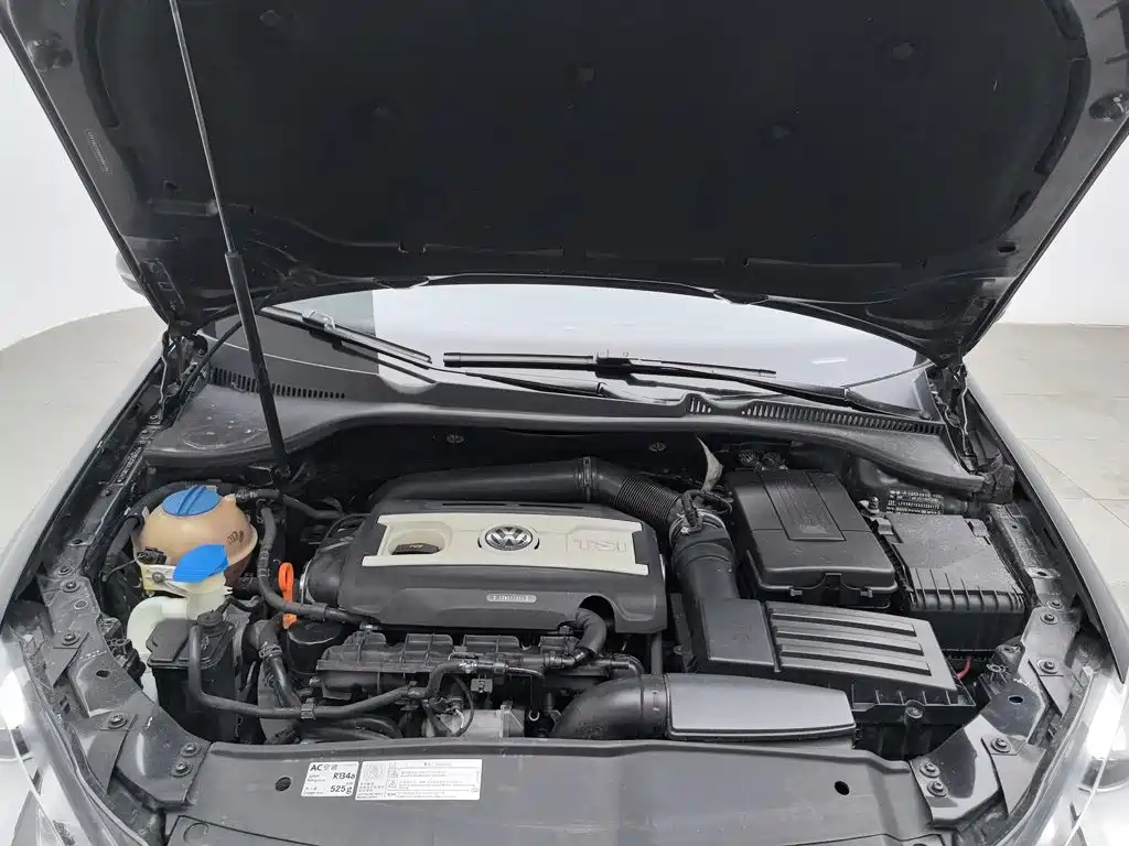Volkswagen Golf GTI — миниатюра 6