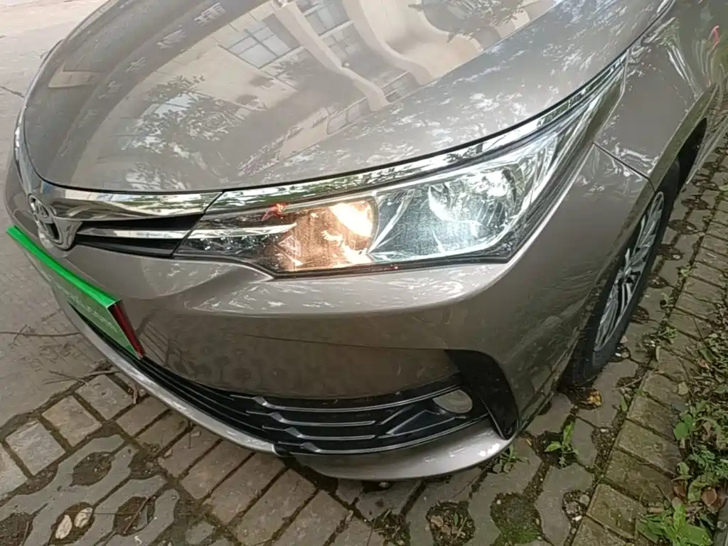 Toyota Corolla — миниатюра 18