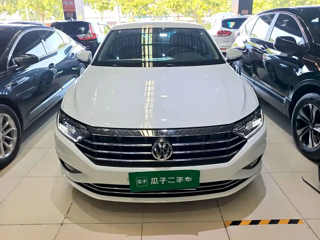 Volkswagen Sagitar — миниатюра 3
