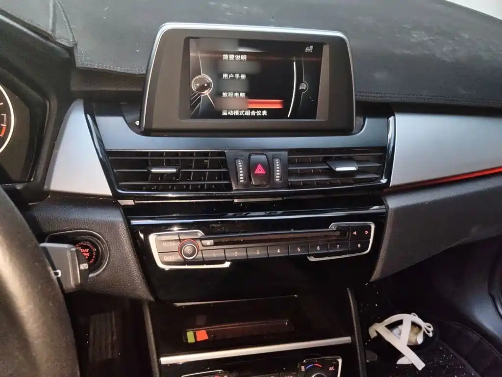 BMW 2 Series Active Tourer — миниатюра 6