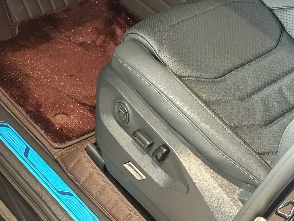 Volkswagen Touareg — миниатюра 12
