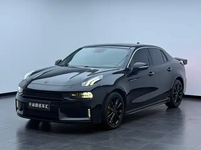 2019 Lynk & Co 03