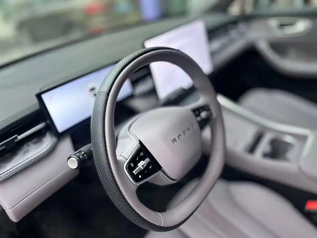 Roewe M7 DMH — миниатюра 8