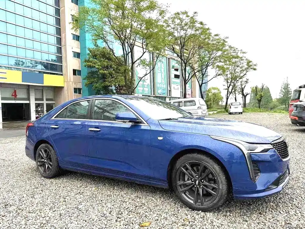 Cadillac CT4 — миниатюра 3