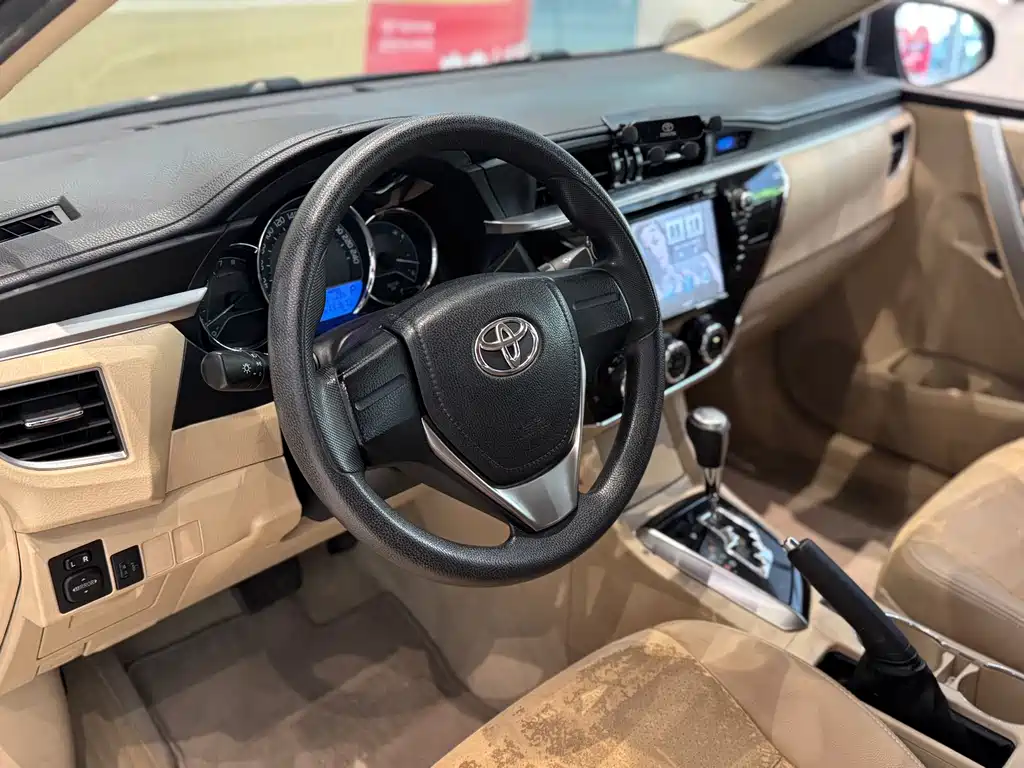 Toyota Corolla — миниатюра 8