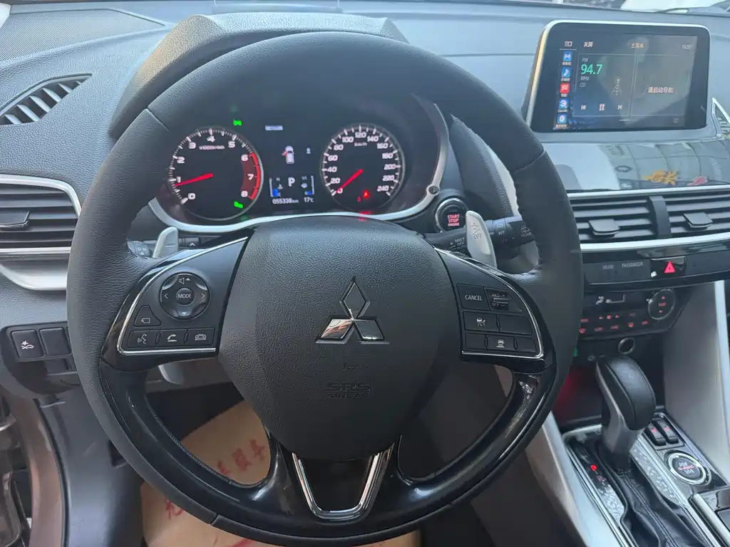 Mitsubishi Eclipse Cross — миниатюра 10