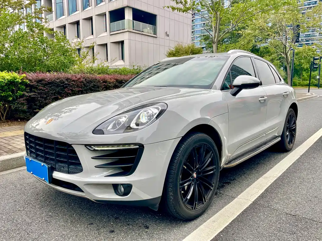 Купить Porsche Macan