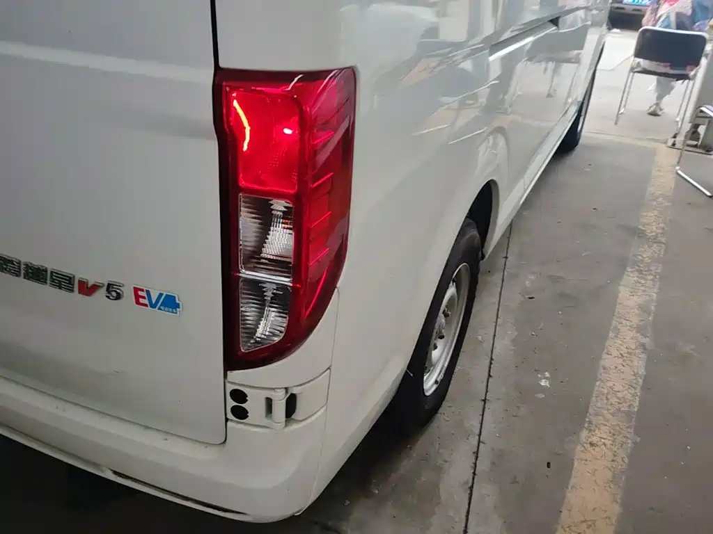 Kuayue Kuayue Star V5 EV — миниатюра 8