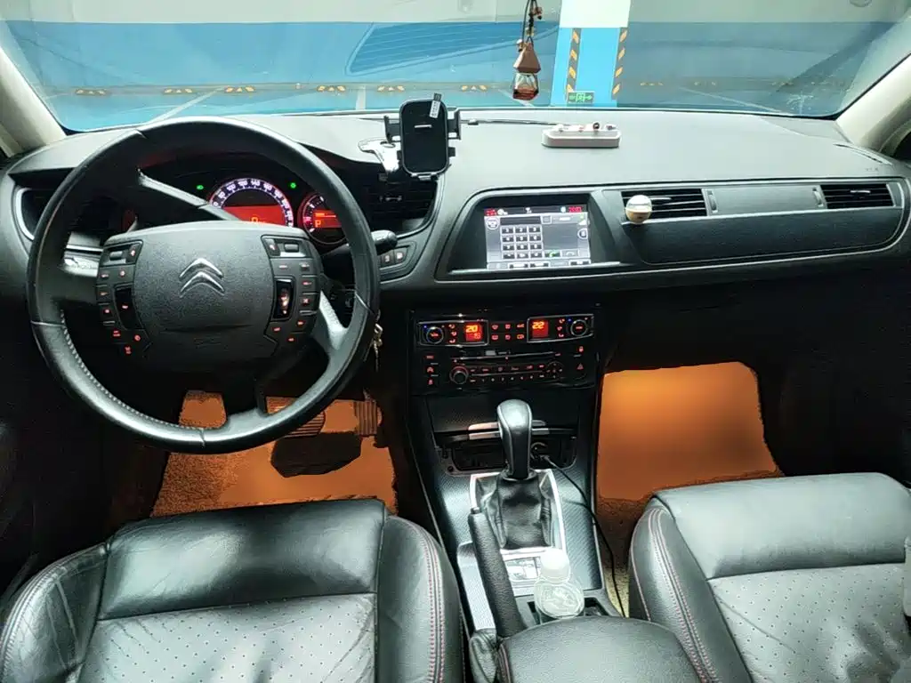 Citroen C5 — миниатюра 10