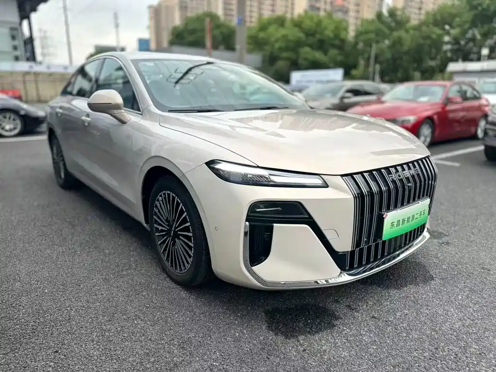 Roewe M7 DMH — миниатюра 6