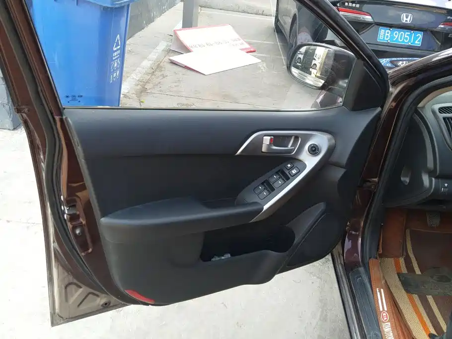 Kia Forte — миниатюра 7