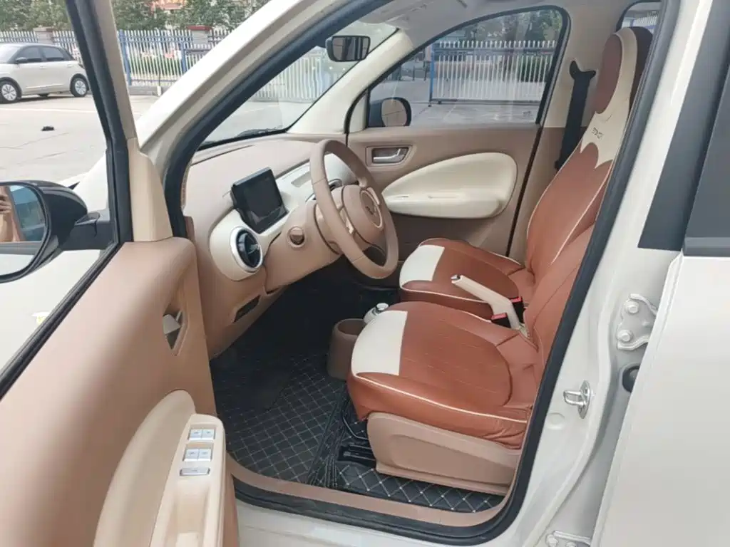 Wuling MINIEV — миниатюра 16