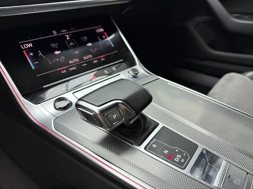 Audi A6L — миниатюра 11