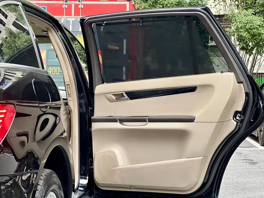 Mercedes-Benz R-Class — миниатюра 11