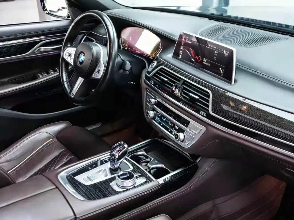 BMW 7 Series 7 2021 730Li M Sport