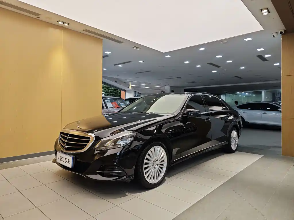 Mercedes-Benz E-Class 2015