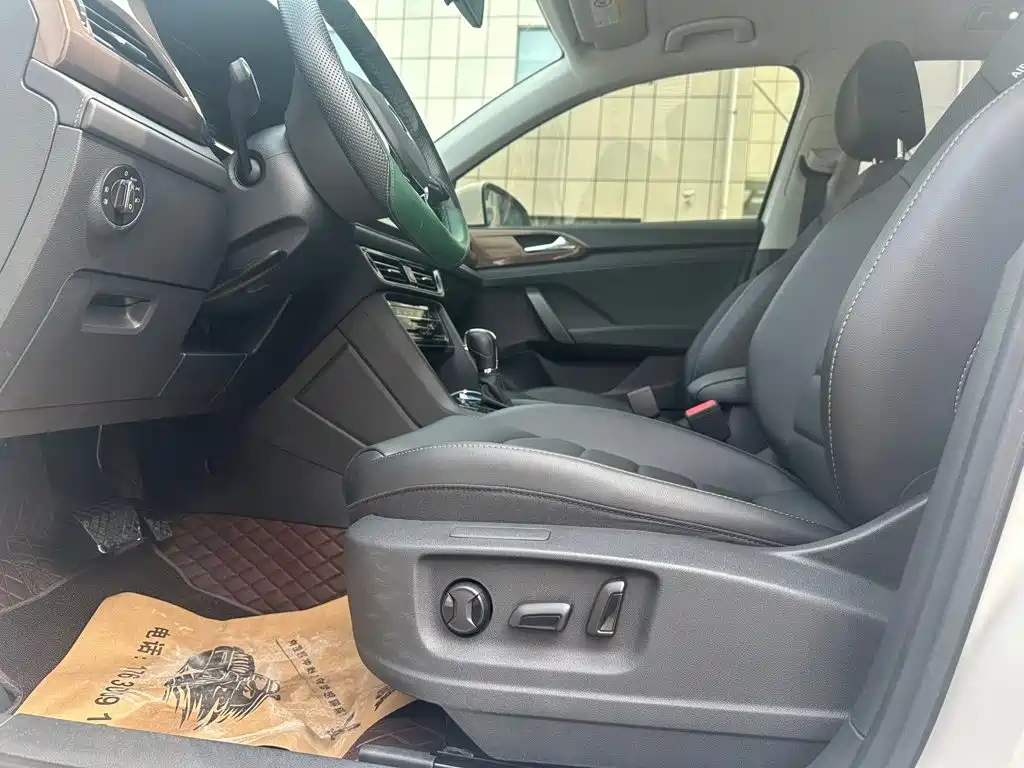 Volkswagen Tharu — миниатюра 8