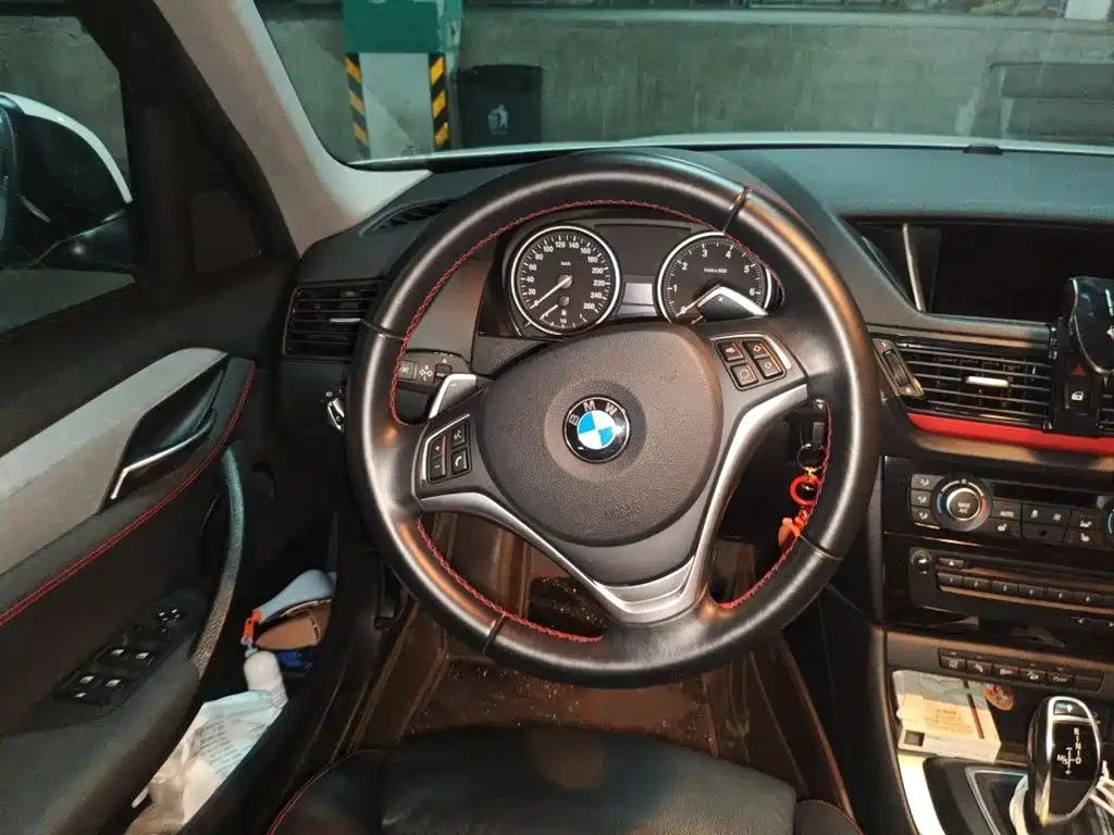 BMW X1 — миниатюра 6