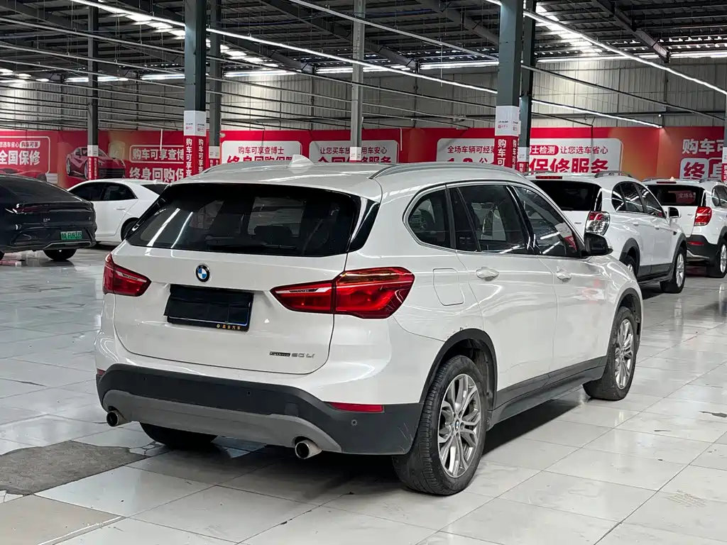 BMW X1 — миниатюра 11