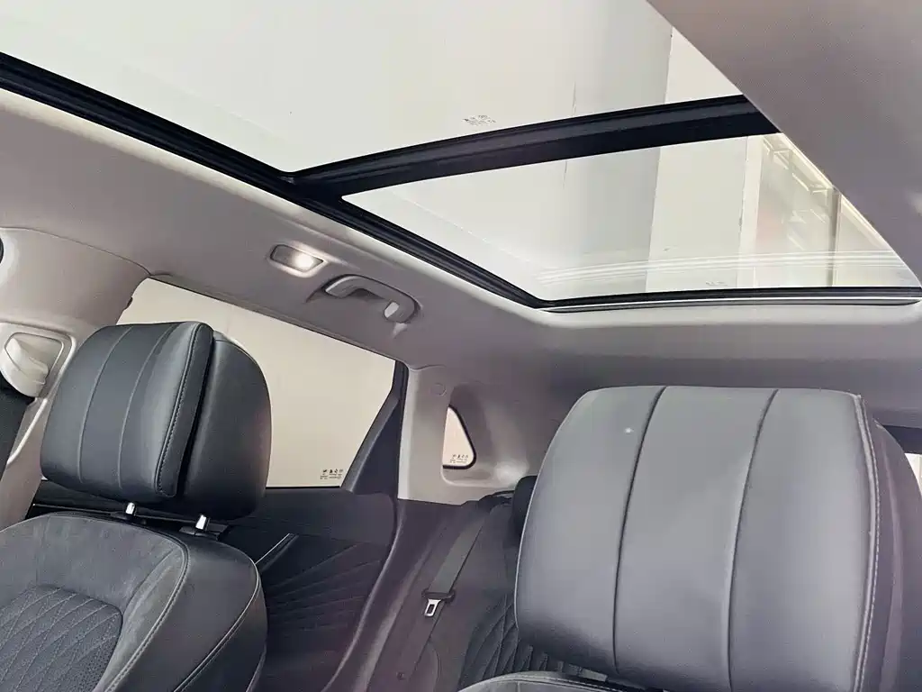 Hongqi Hongqi HS5 — миниатюра 13
