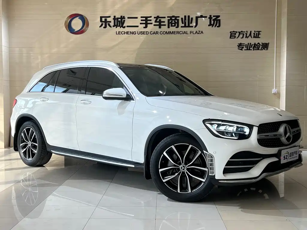 MERCEDES-BENZ GLC