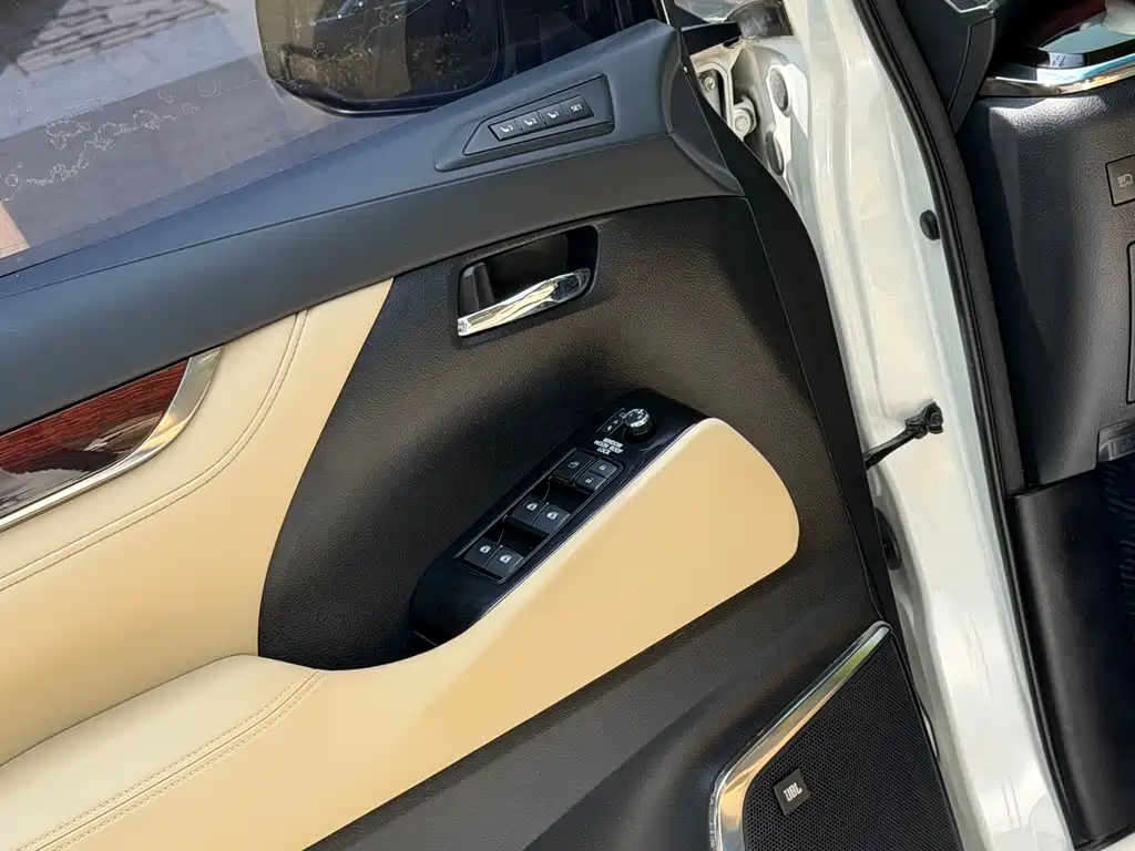Toyota Alphard 2015 3.5L Luxury