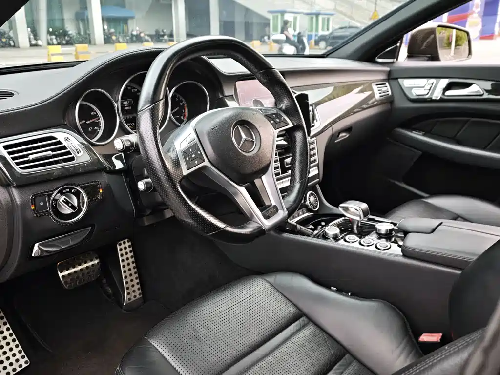 Mercedes-Benz CLS A MG 2012 AMG CLS 63