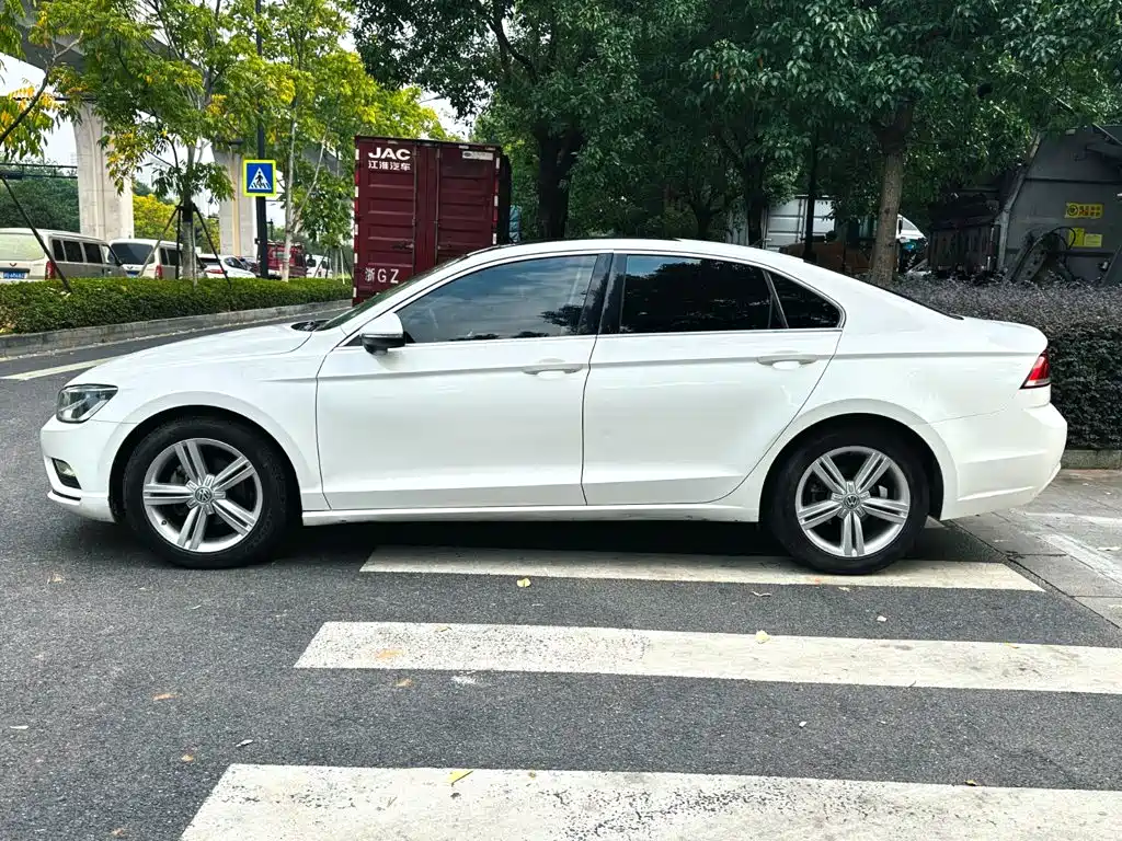 Volkswagen Lamando — миниатюра 17