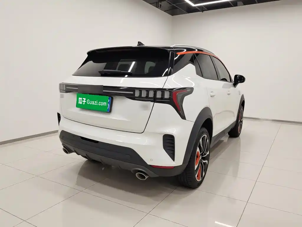 Lynk & Co 06 — миниатюра 6