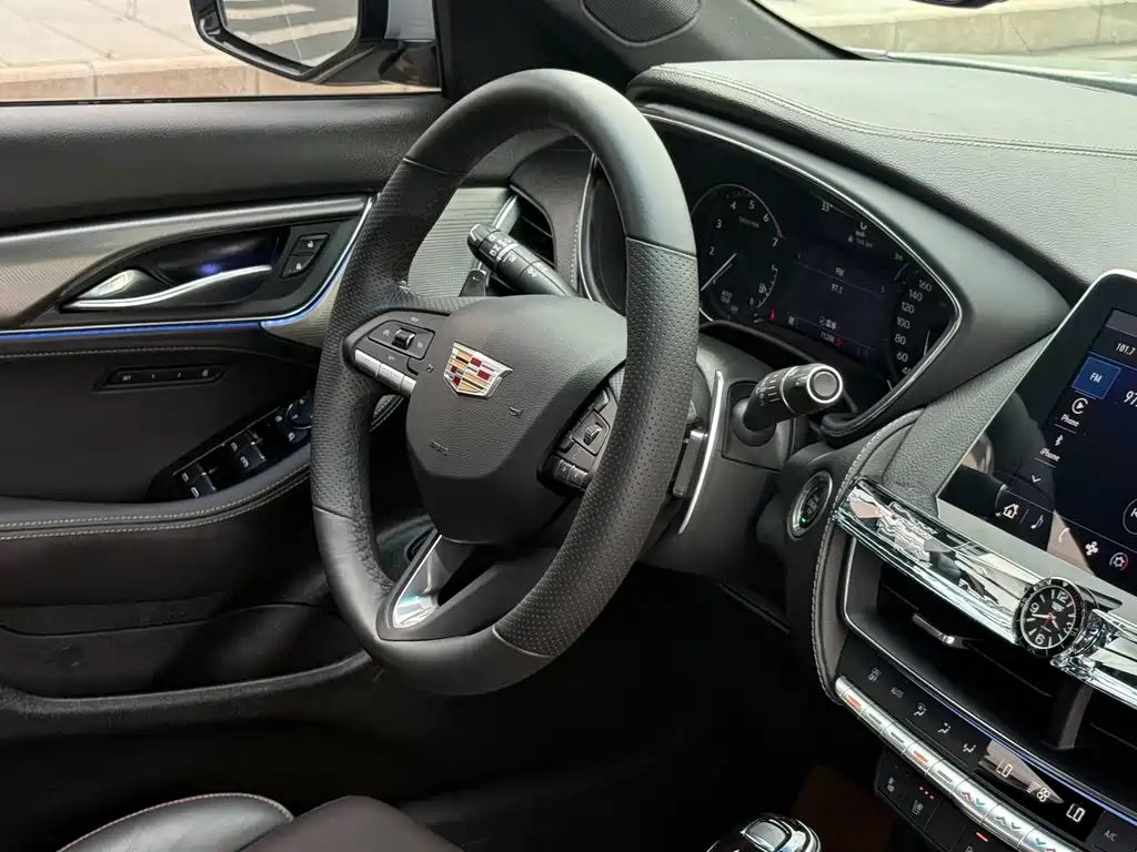 Cadillac CT5 — миниатюра 15