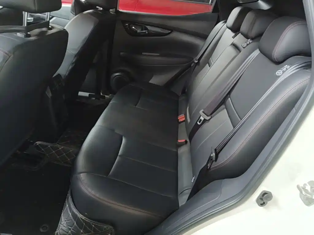 Nissan Qashqai — миниатюра 17
