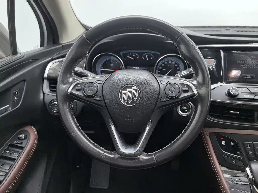 Buick Envision Plus — миниатюра 11