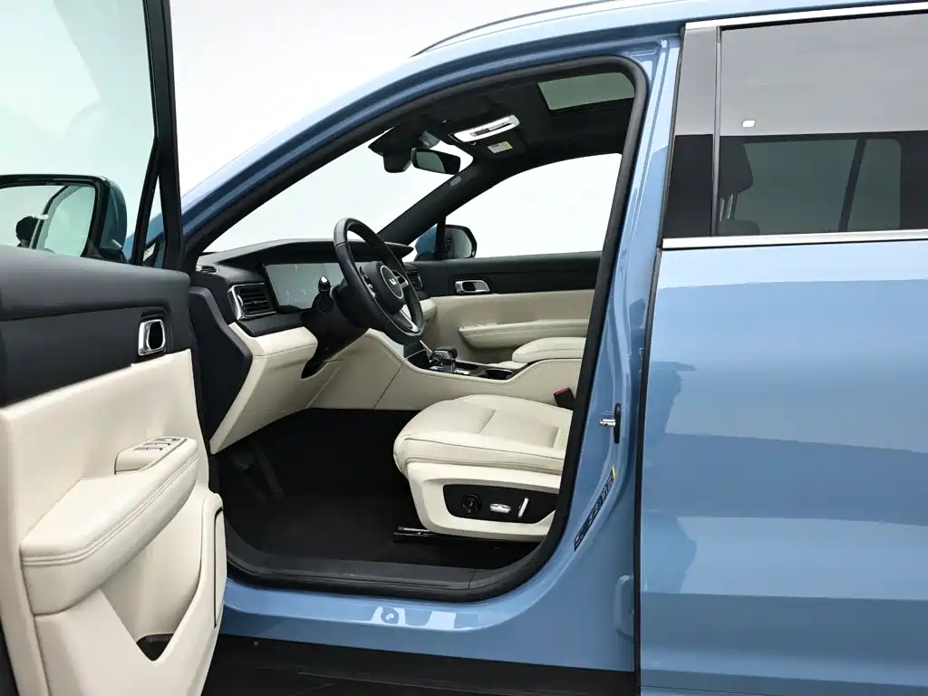 Li Auto Li ONE — миниатюра 10
