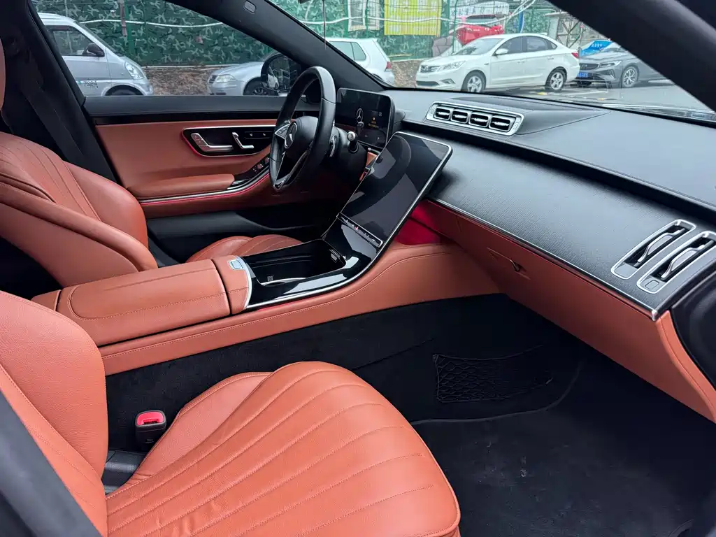 Mercedes-Benz S-Class — миниатюра 7
