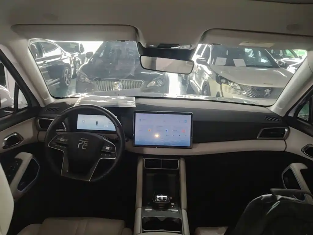 BYD Yuan UP — миниатюра 10