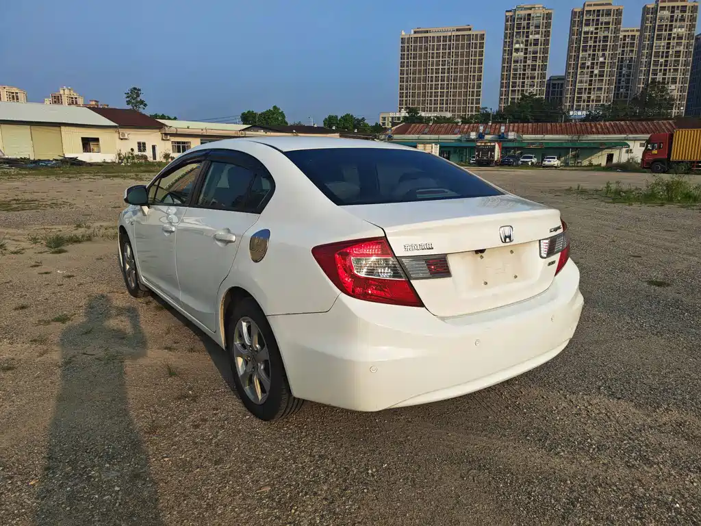 Honda Civic — миниатюра 14