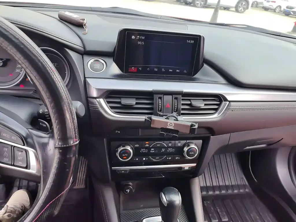Mazda Atenza — миниатюра 9