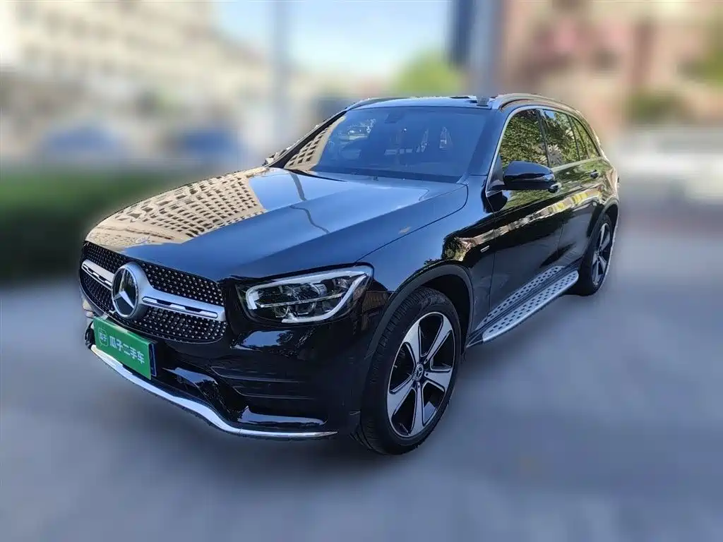 Mercedes-Benz GLC 2023