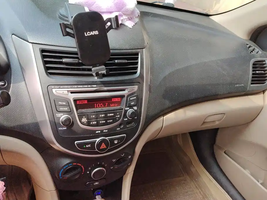 Hyundai Verna — миниатюра 13