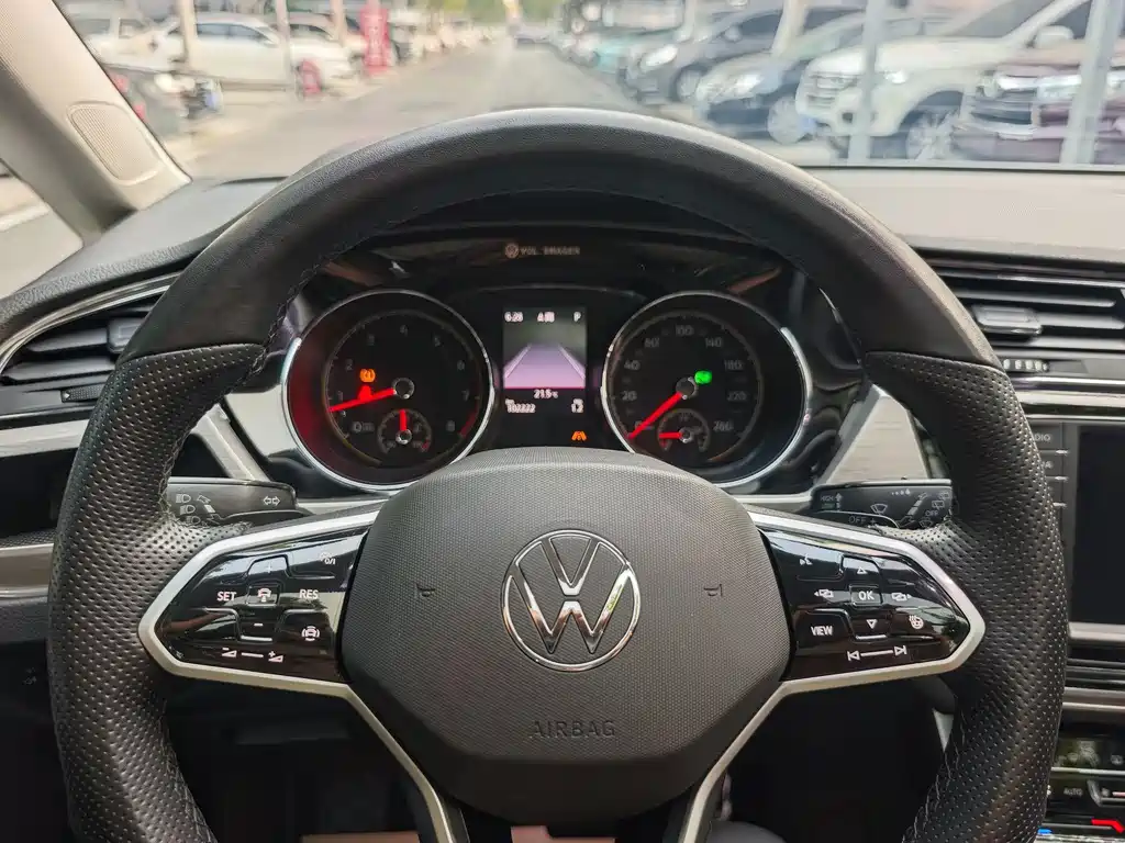 Volkswagen Touran — миниатюра 14