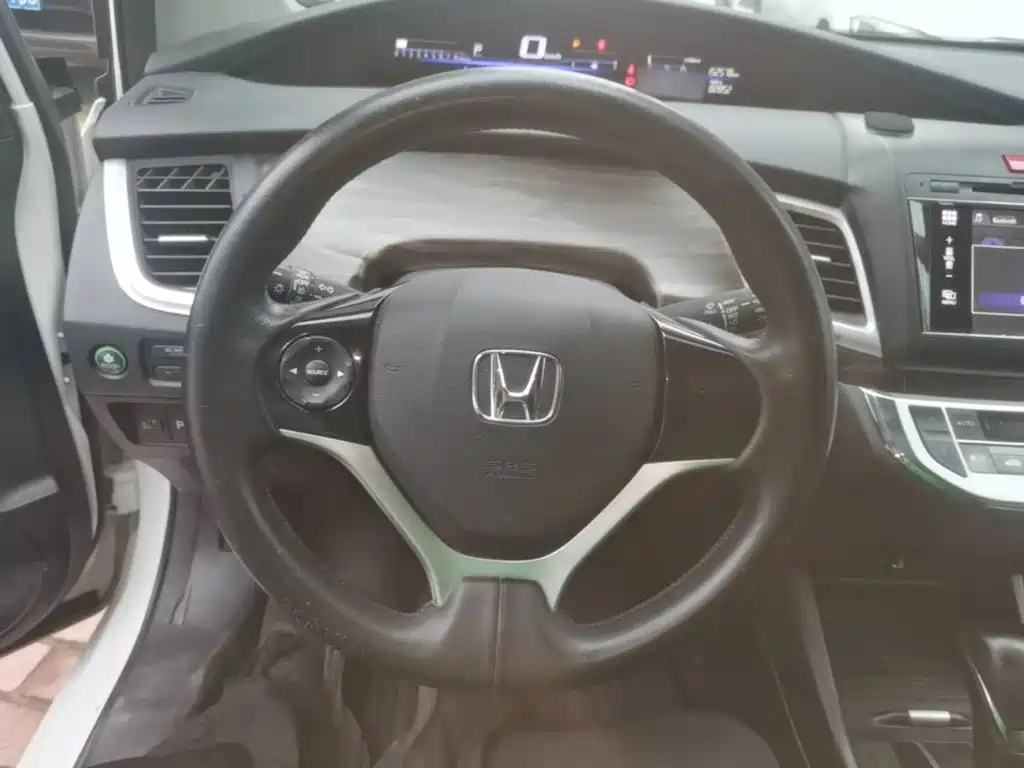 Honda Jade — миниатюра 11