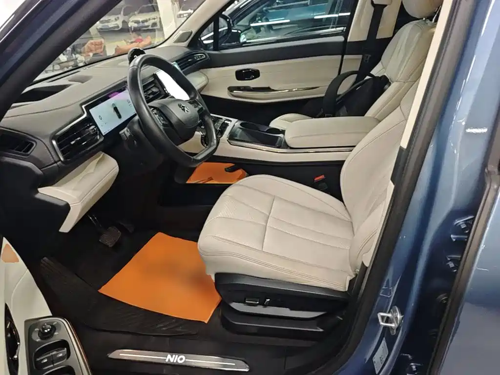 NIO ES8 — миниатюра 11