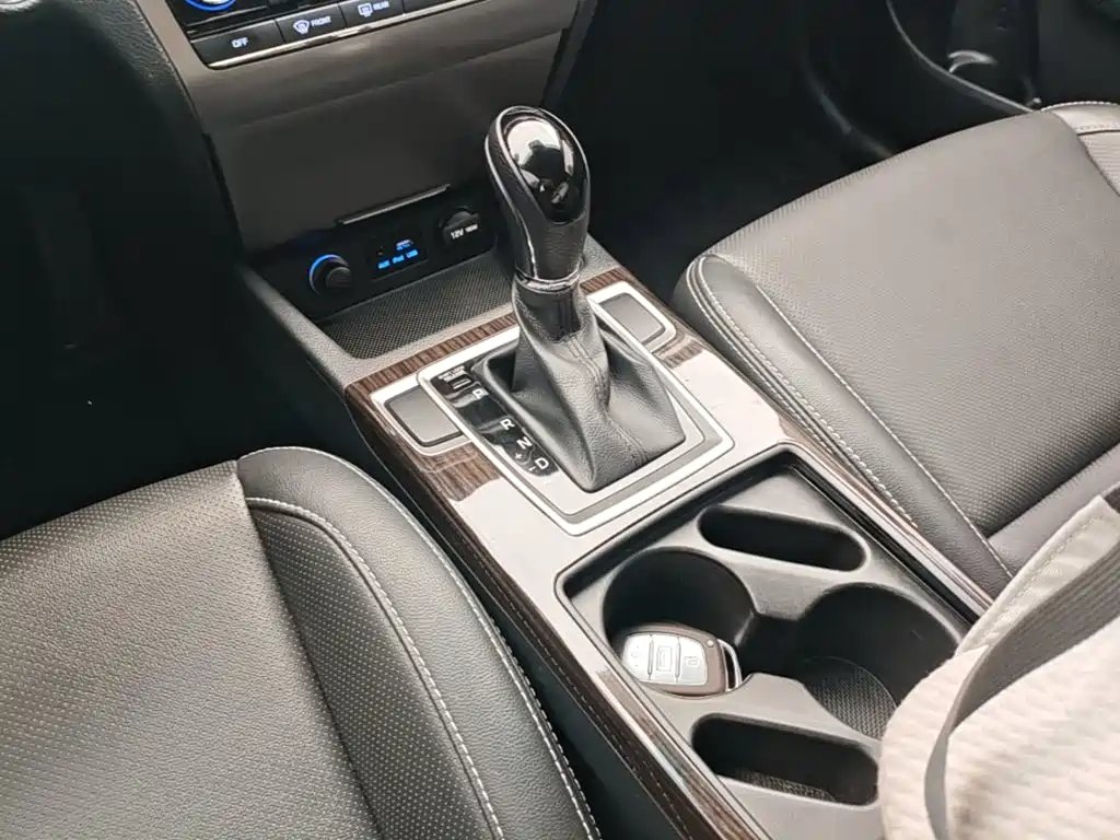 Hyundai Mistra — миниатюра 14
