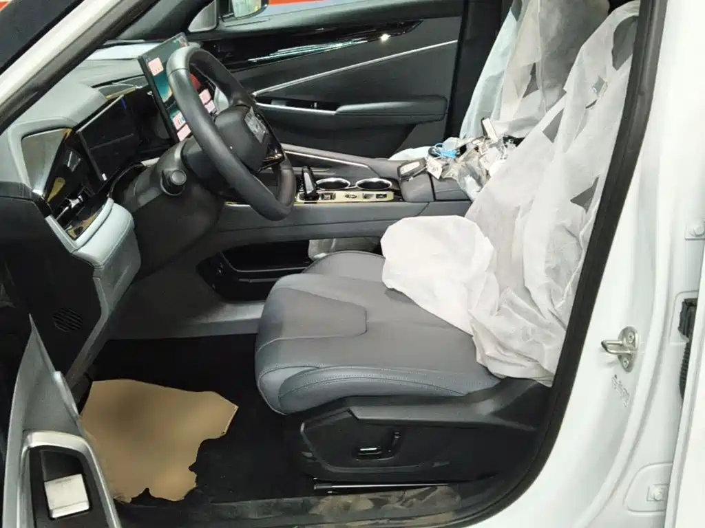 Geely Boyue — миниатюра 15