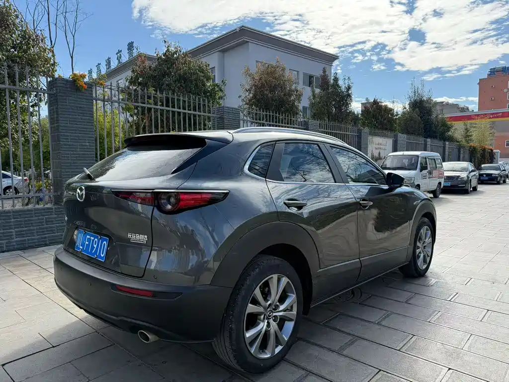 MAZDA CX 30