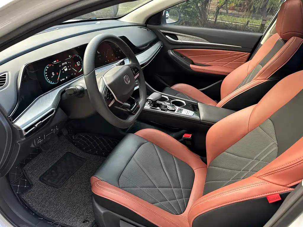 Changan Eado — миниатюра 7