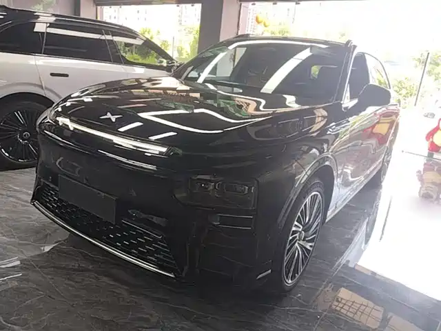 2023 Xpeng G9