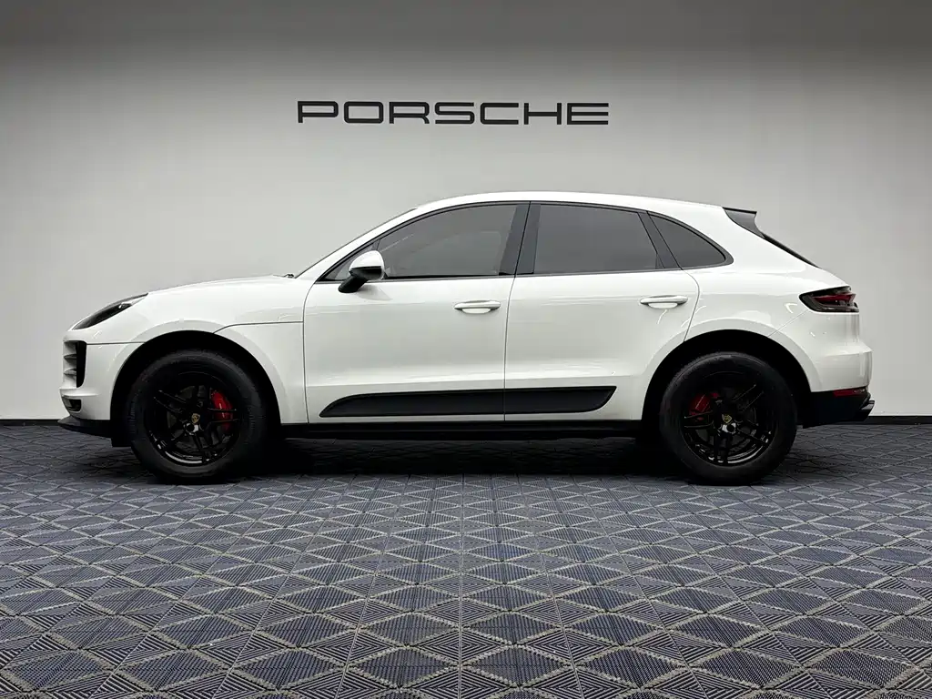 Porsche Macan — миниатюра 8